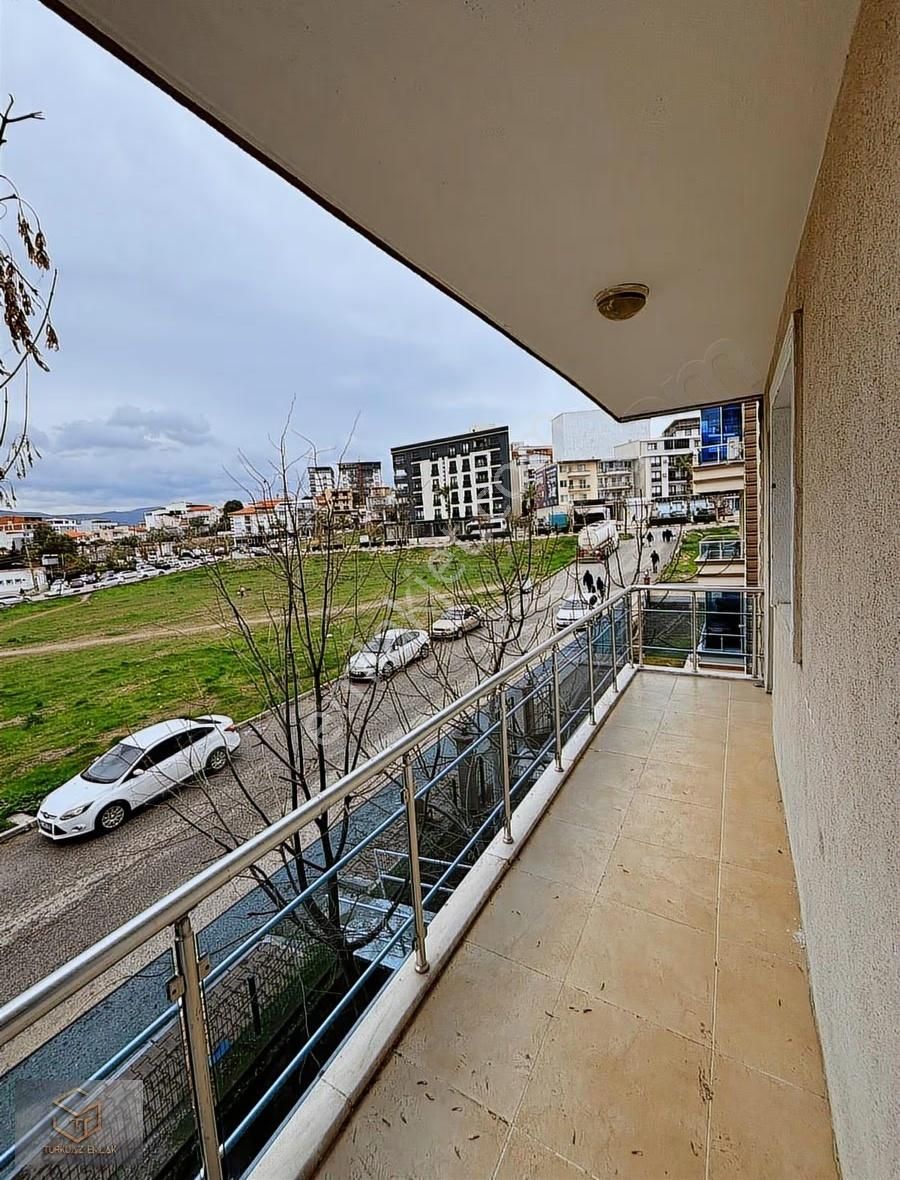 Menemen Uğurmumcu Mah. 3+1 Masrafsız Kiralık Daire - Görsel 12