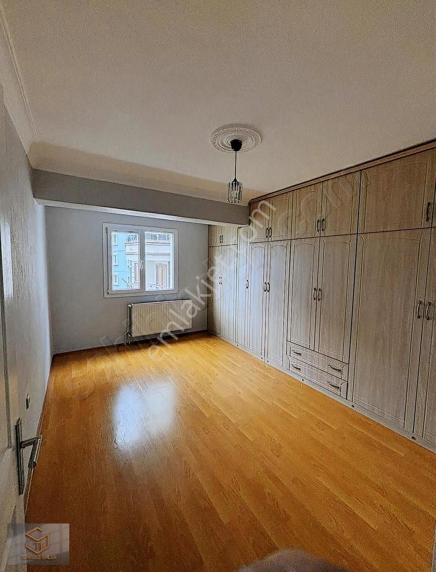 Menemen Uğurmumcu Mah. 3+1 Masrafsız Kiralık Daire - Görsel 3