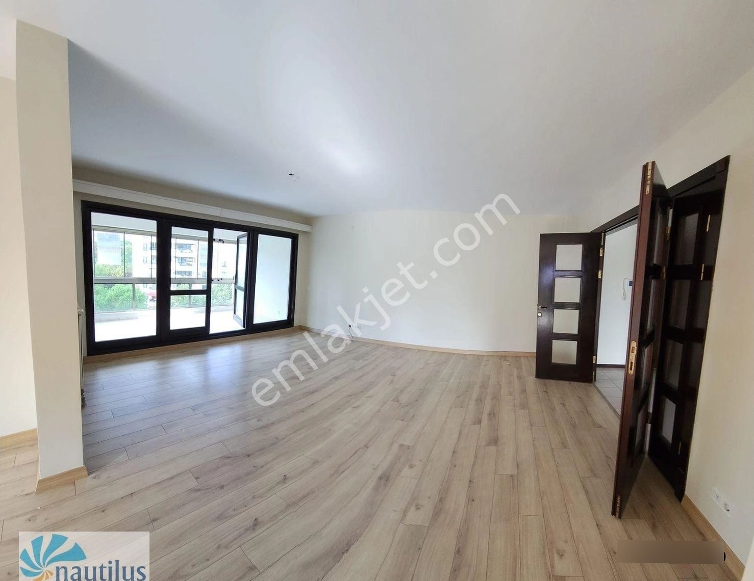 Bahçeşehir Merkez Funda Adası 3+1 E Tipi Satılık Daire - Görsel 2