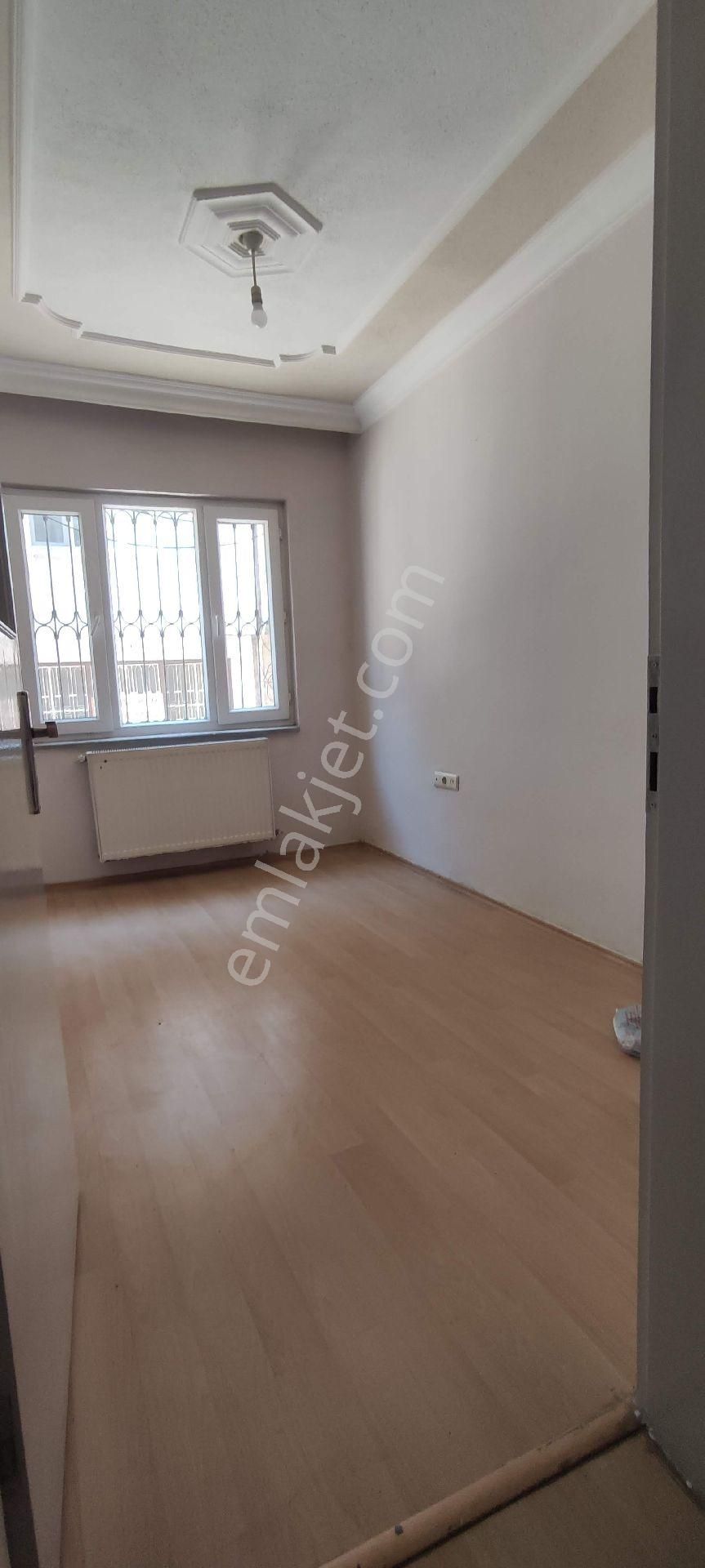 Sırameşeler Metro İstasyonuna Yakın 3+1 Bahçeli Kiralık Daire - Görsel 4