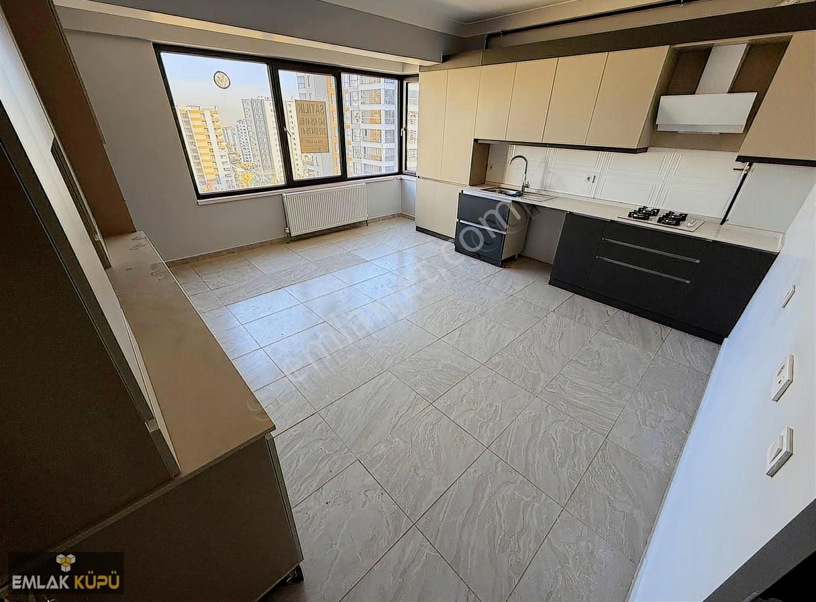 Bağlıca Mahallesinde 4+1 Satılık Fırsat Daire Emlak Küpünde