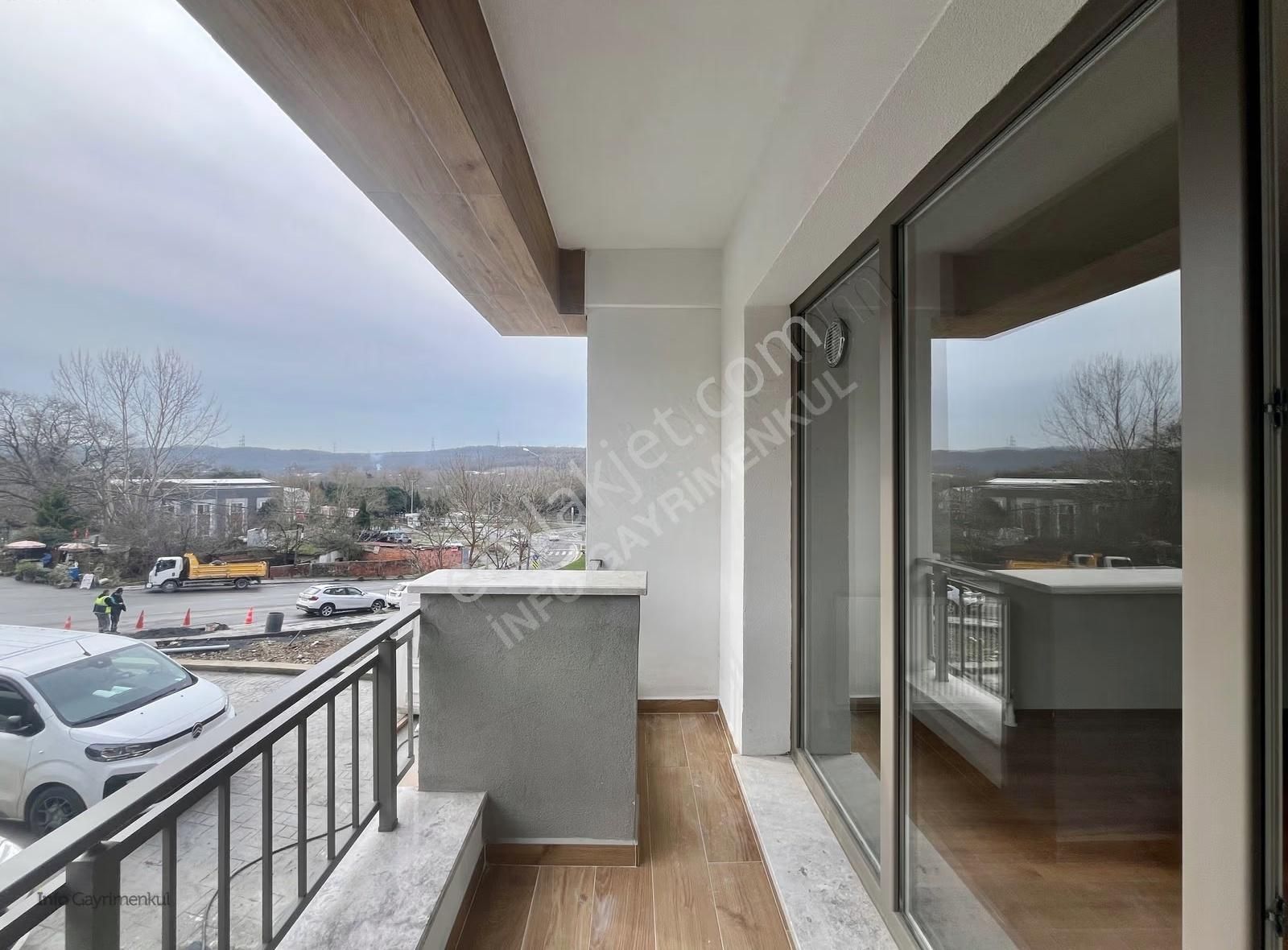 İnfo Gayrimenkul'den Kemerburgaz Merkezde Kiralık 2+1 Daire