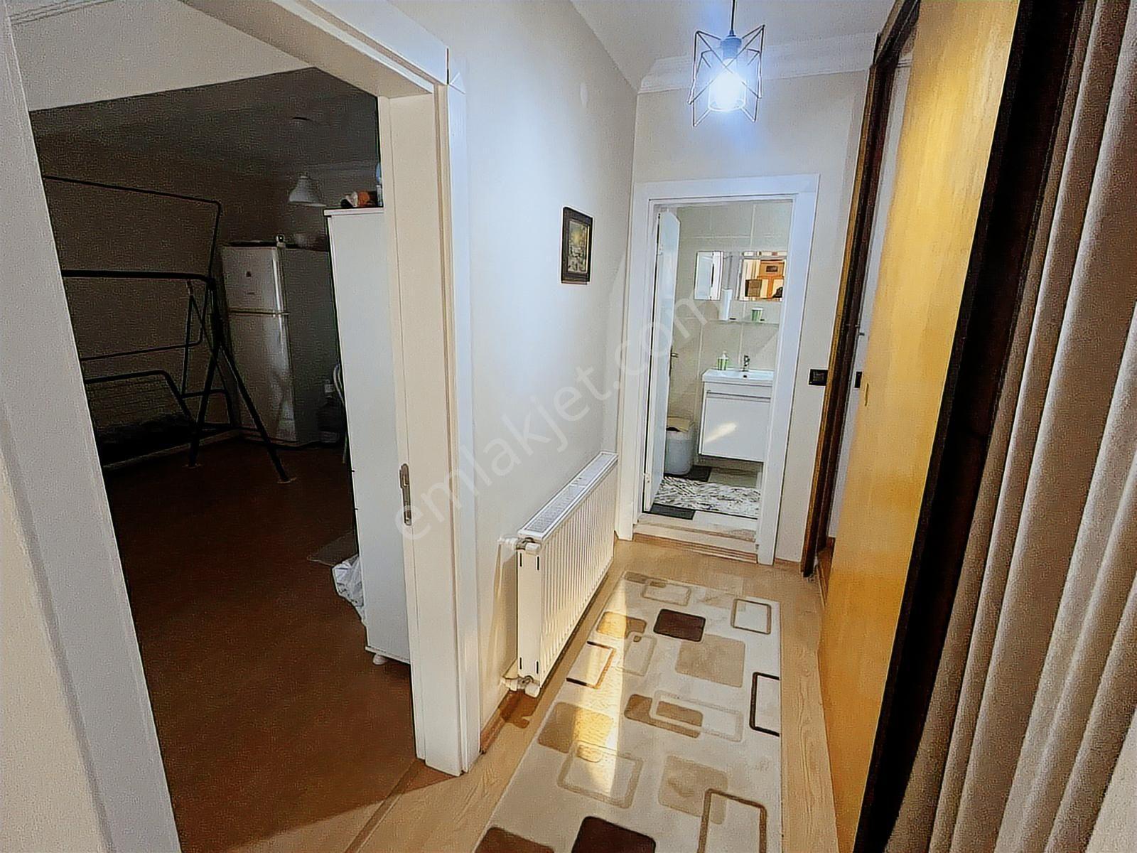 Zeray Yamaç Evlerinde Prestijli 3 Katlı Bahçeli Villa - Görsel 35