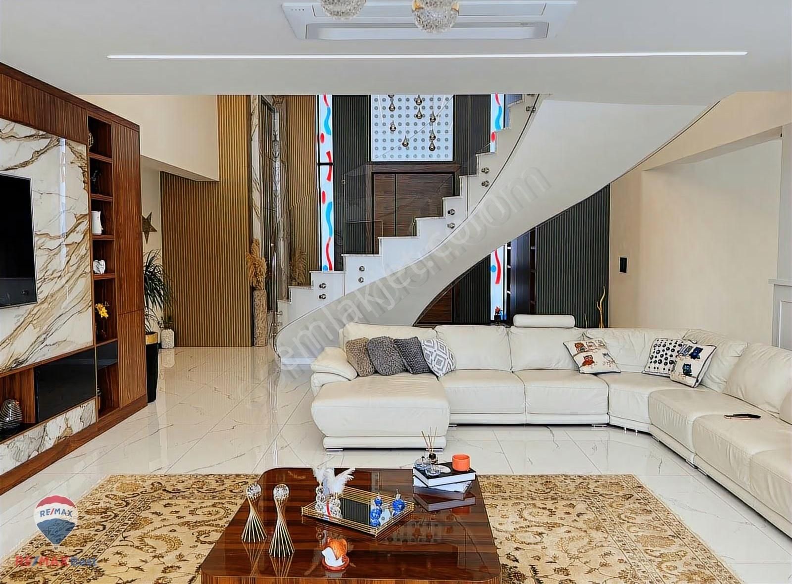 21 Güzelbahçede Satılık Villa - Görsel 2