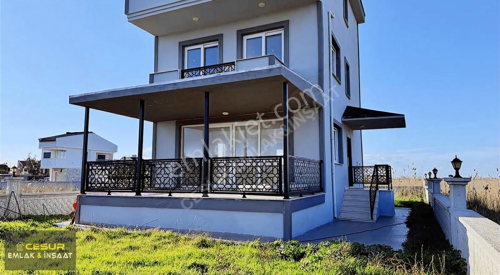 İzmir Dikili Salihler Altında Satılık 4+1 Müstakil Villa - Görsel 33