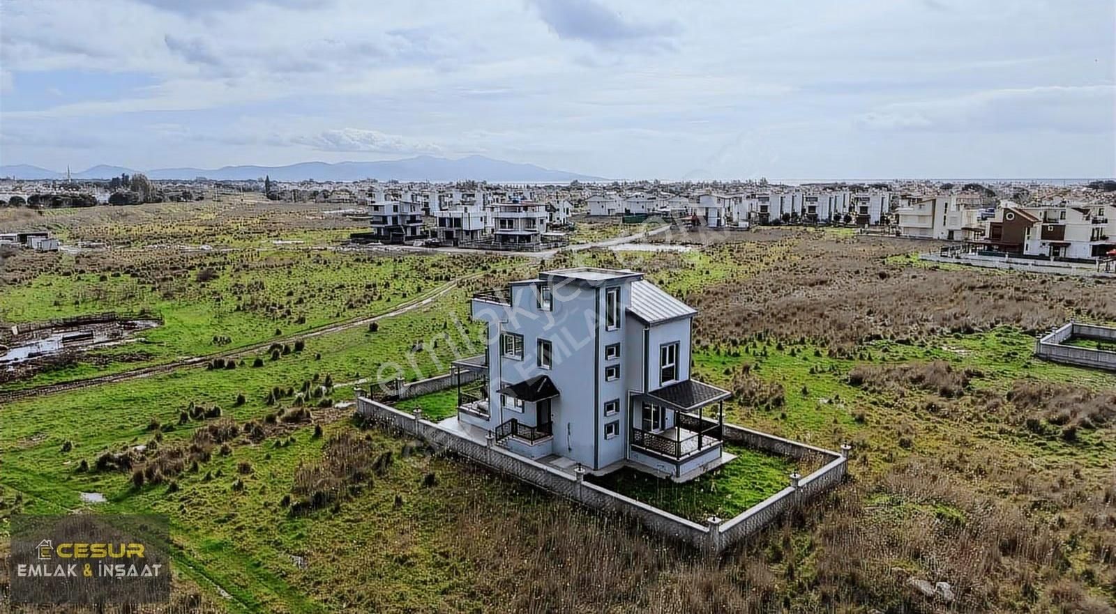 İzmir Dikili Salihler Altında Satılık 4+1 Müstakil Villa - Görsel 8