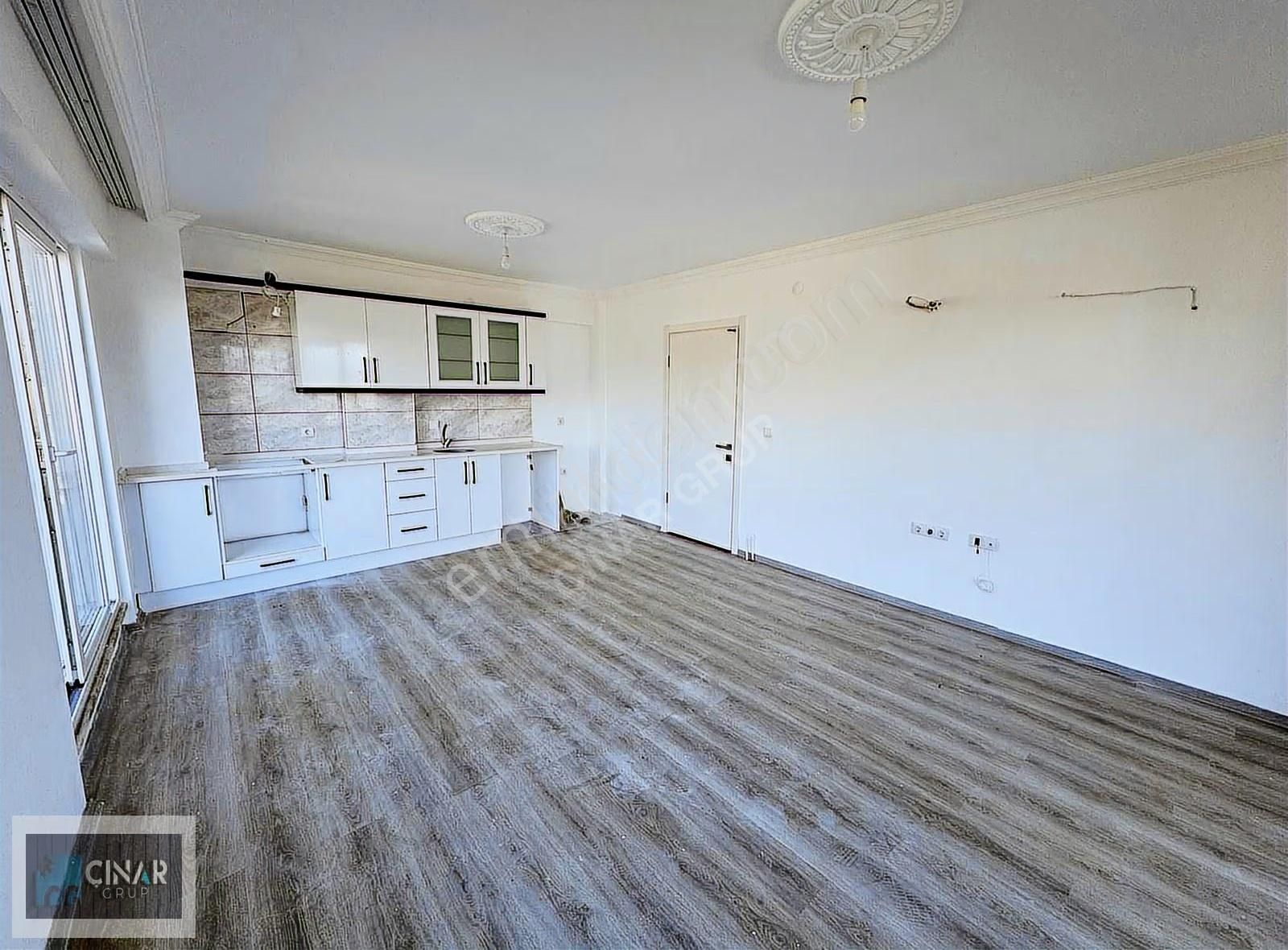 Pazaryeri Mahallesi'nde 2+1 Giriş Kat Kiralık Daire - Görsel 2