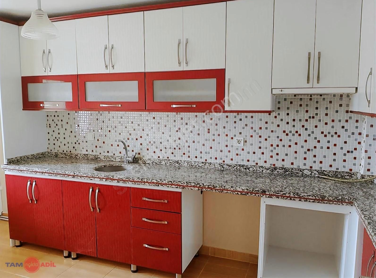 Bergama Gaziosmanpaşa Mahallesinde Kiralık 3+1.daire