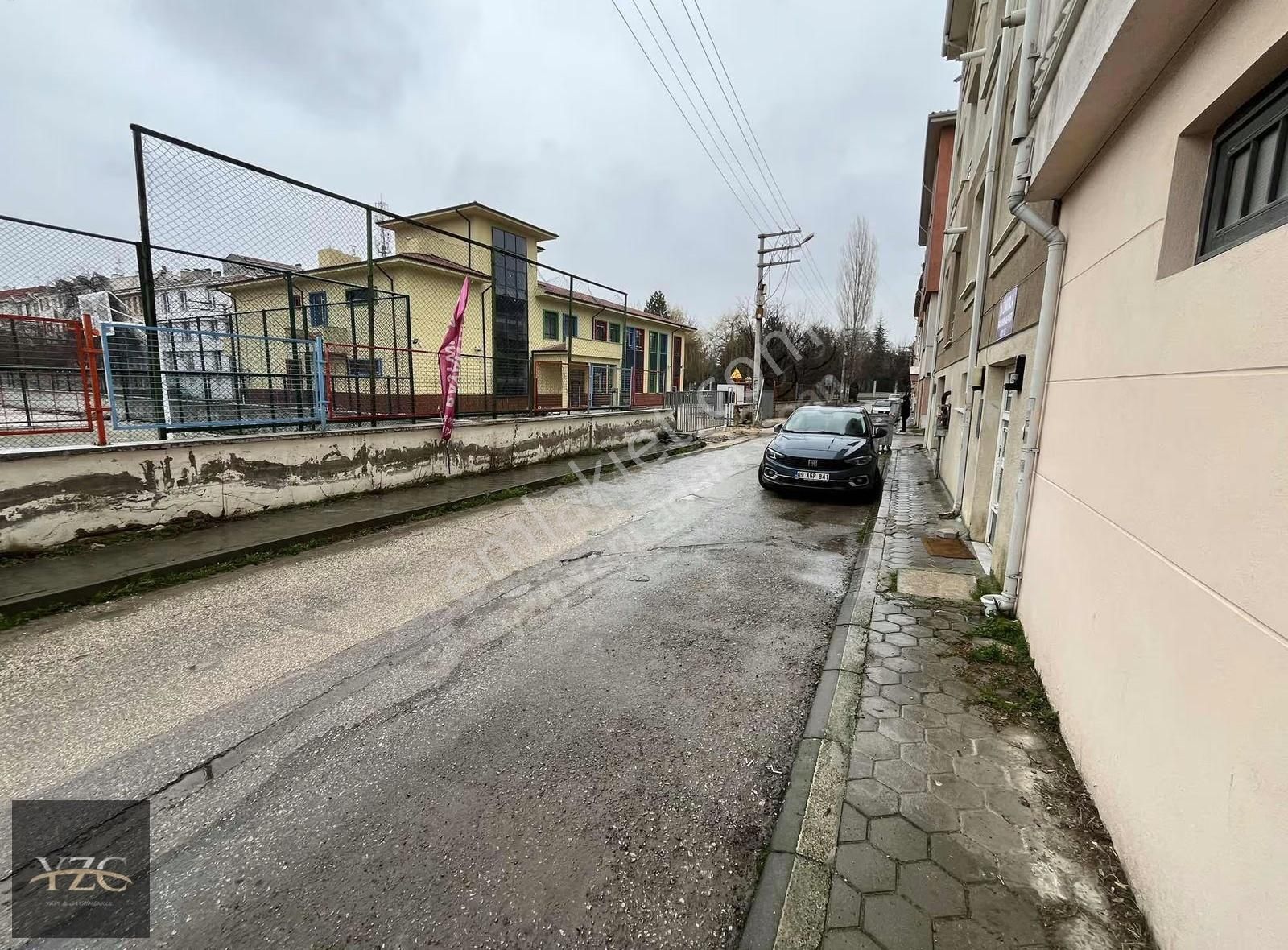 Yzg Yapı'dan Eşyalı, İskanlı, Anadolu Ünv. Yakını 2+0 Daire - Görsel 11