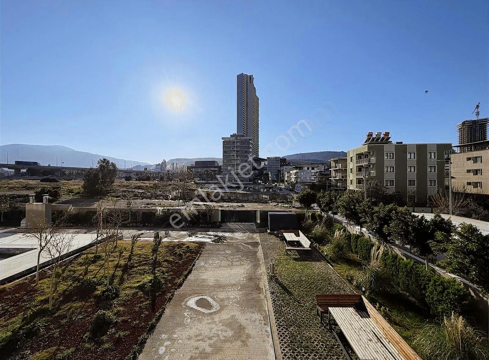 Bornova İkon Live Büyük Tip 2+1 Ebeveyn Banyolu Satılık Daire - Görsel 12