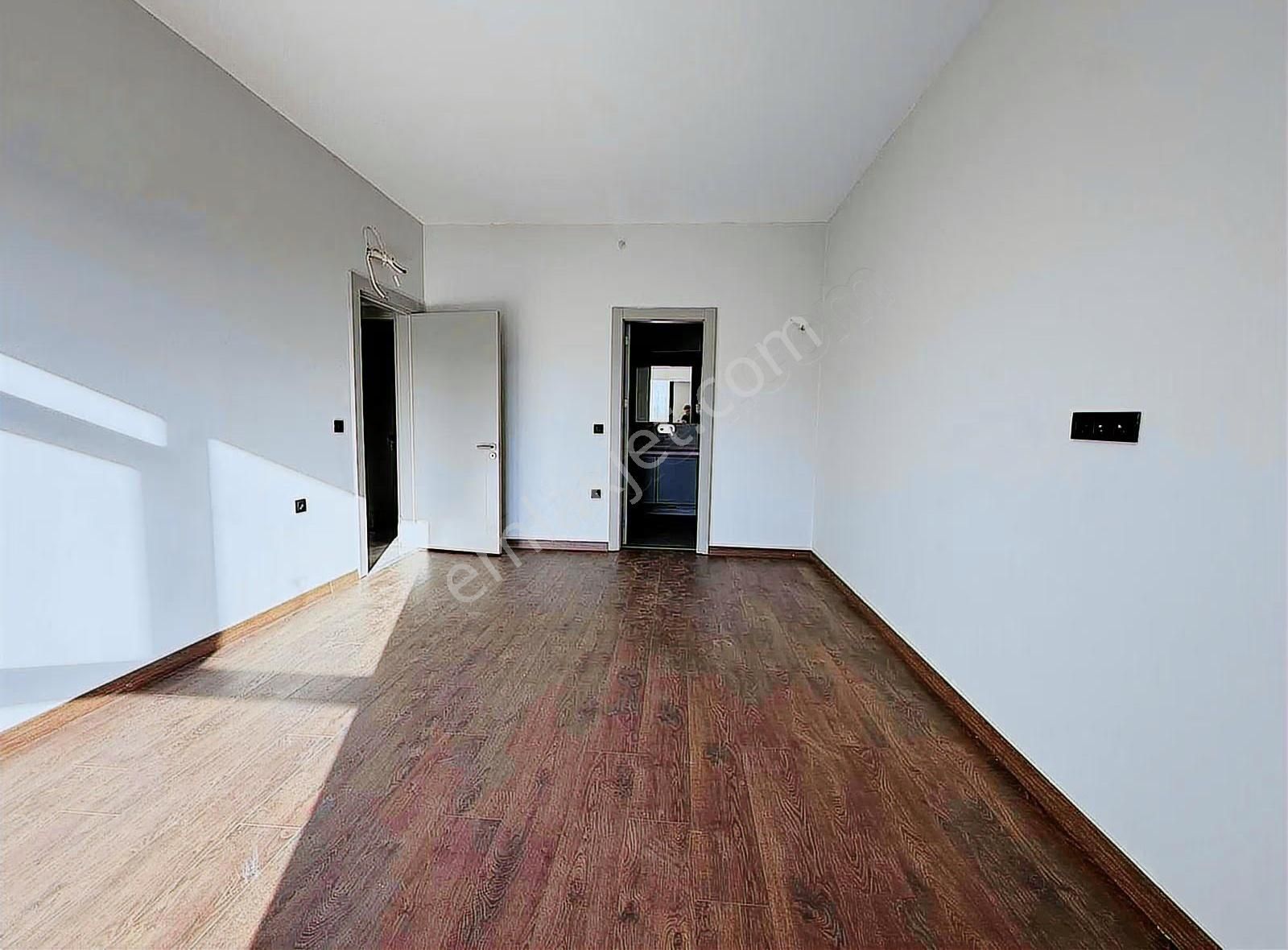 Bornova İkon Live Büyük Tip 2+1 Ebeveyn Banyolu Satılık Daire - Görsel 20