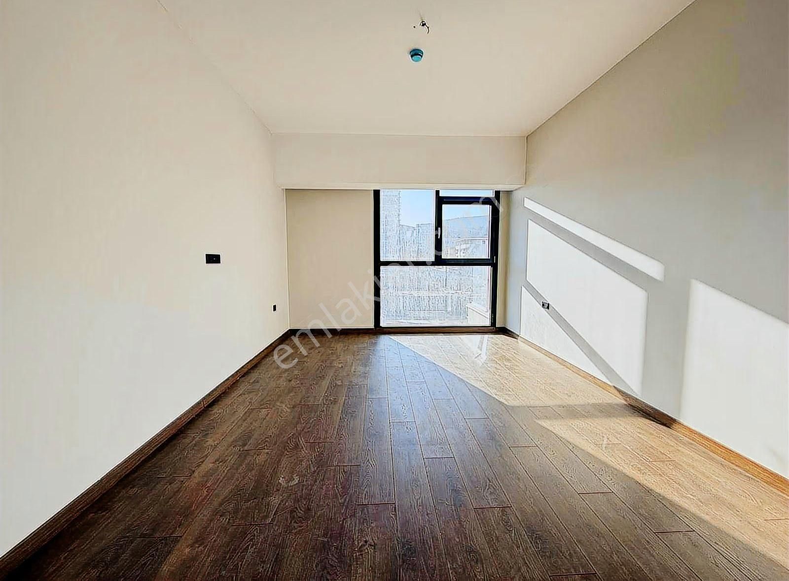 Bornova İkon Live Büyük Tip 2+1 Ebeveyn Banyolu Satılık Daire - Görsel 18