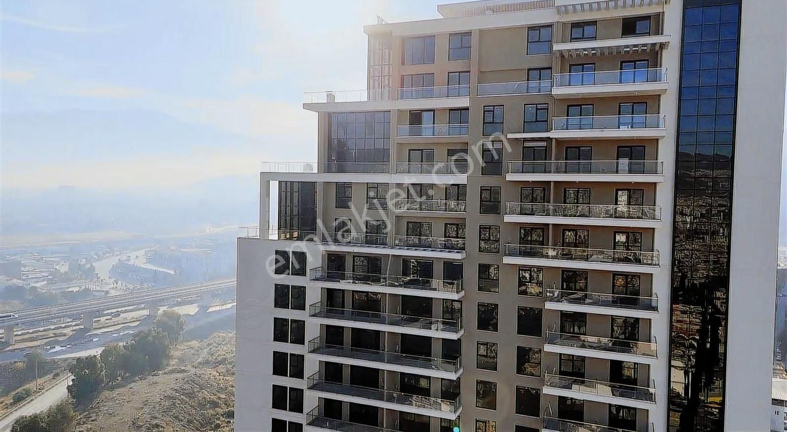 Bornova İkon Live Büyük Tip 2+1 Ebeveyn Banyolu Satılık Daire - Görsel 31