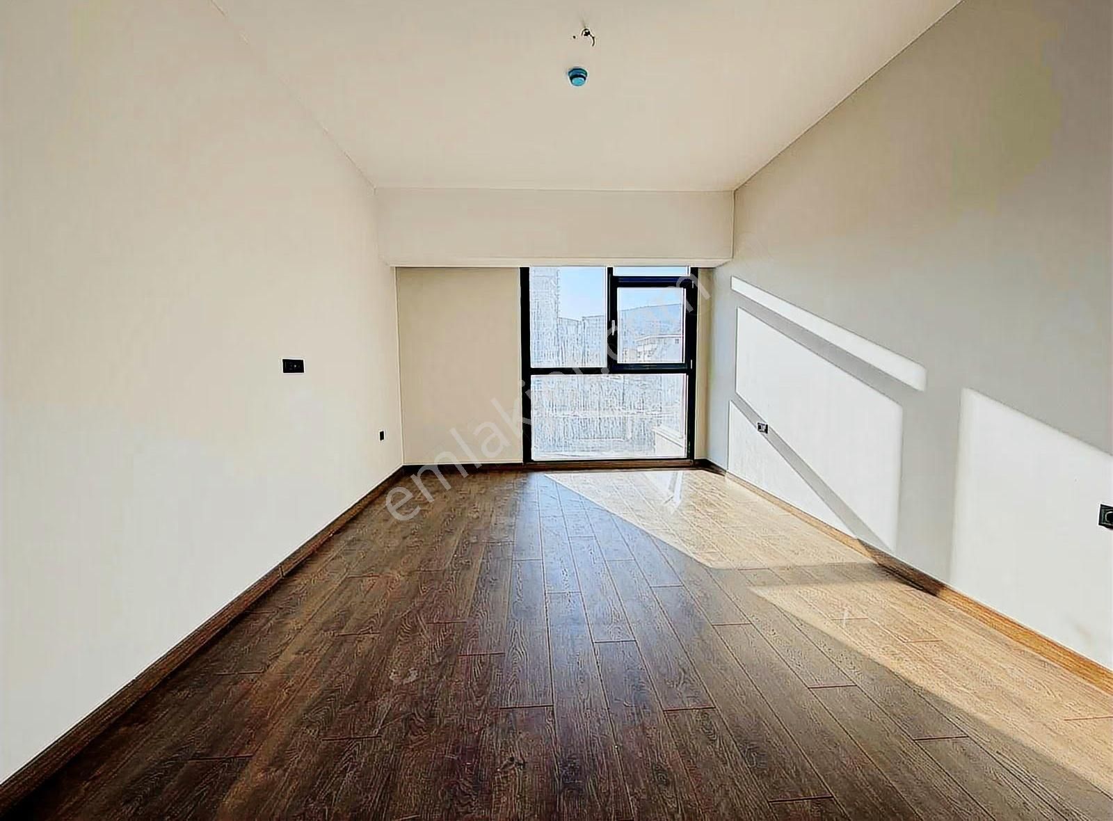 Bornova İkon Live Büyük Tip 2+1 Ebeveyn Banyolu Satılık Daire - Görsel 23