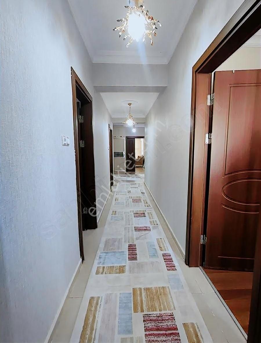 Cadde 17 Emlak'tan 4+1 Bakımlı Daire - Görsel 25