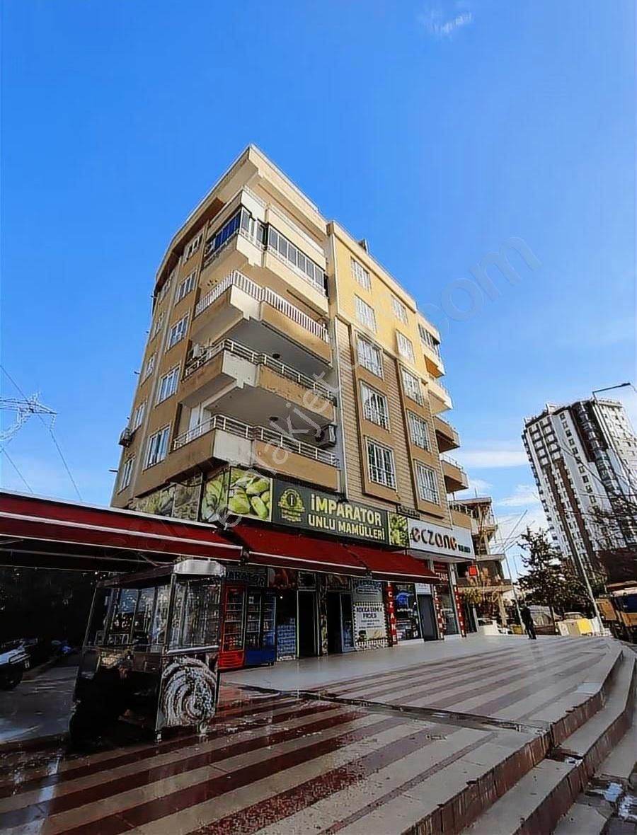Cadde 17 Emlak'tan 4+1 Bakımlı Daire - Görsel 33