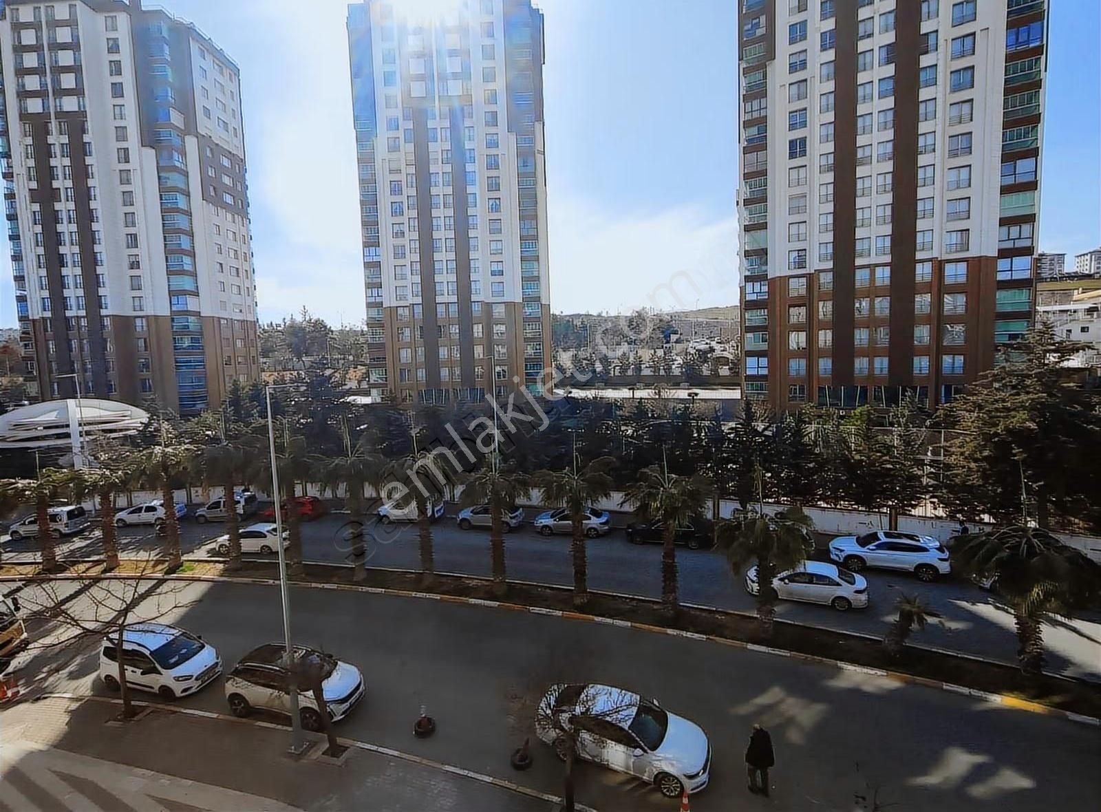 Cadde 17 Emlak'tan 4+1 Bakımlı Daire - Görsel 19