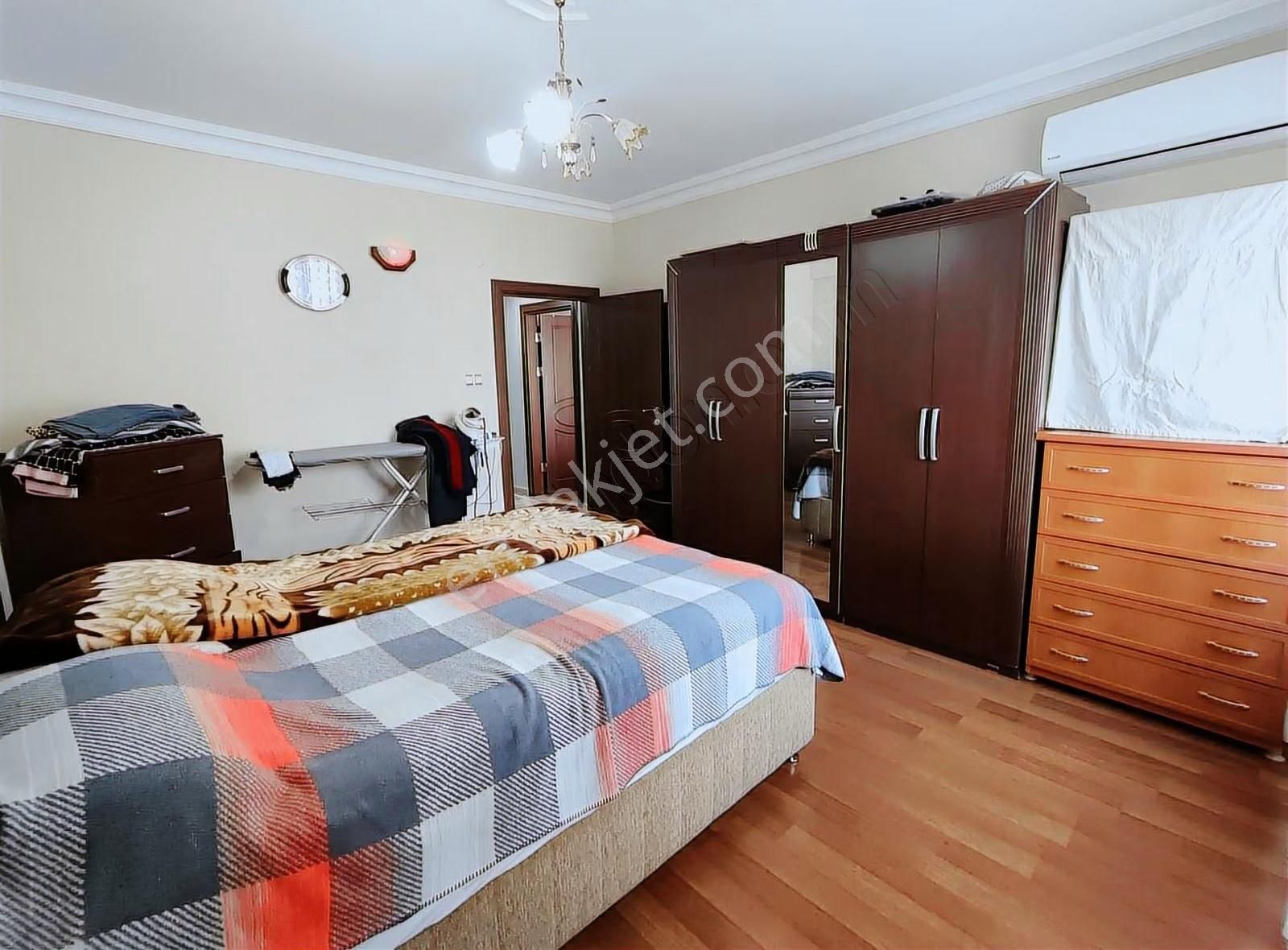 Cadde 17 Emlak'tan 4+1 Bakımlı Daire - Görsel 28