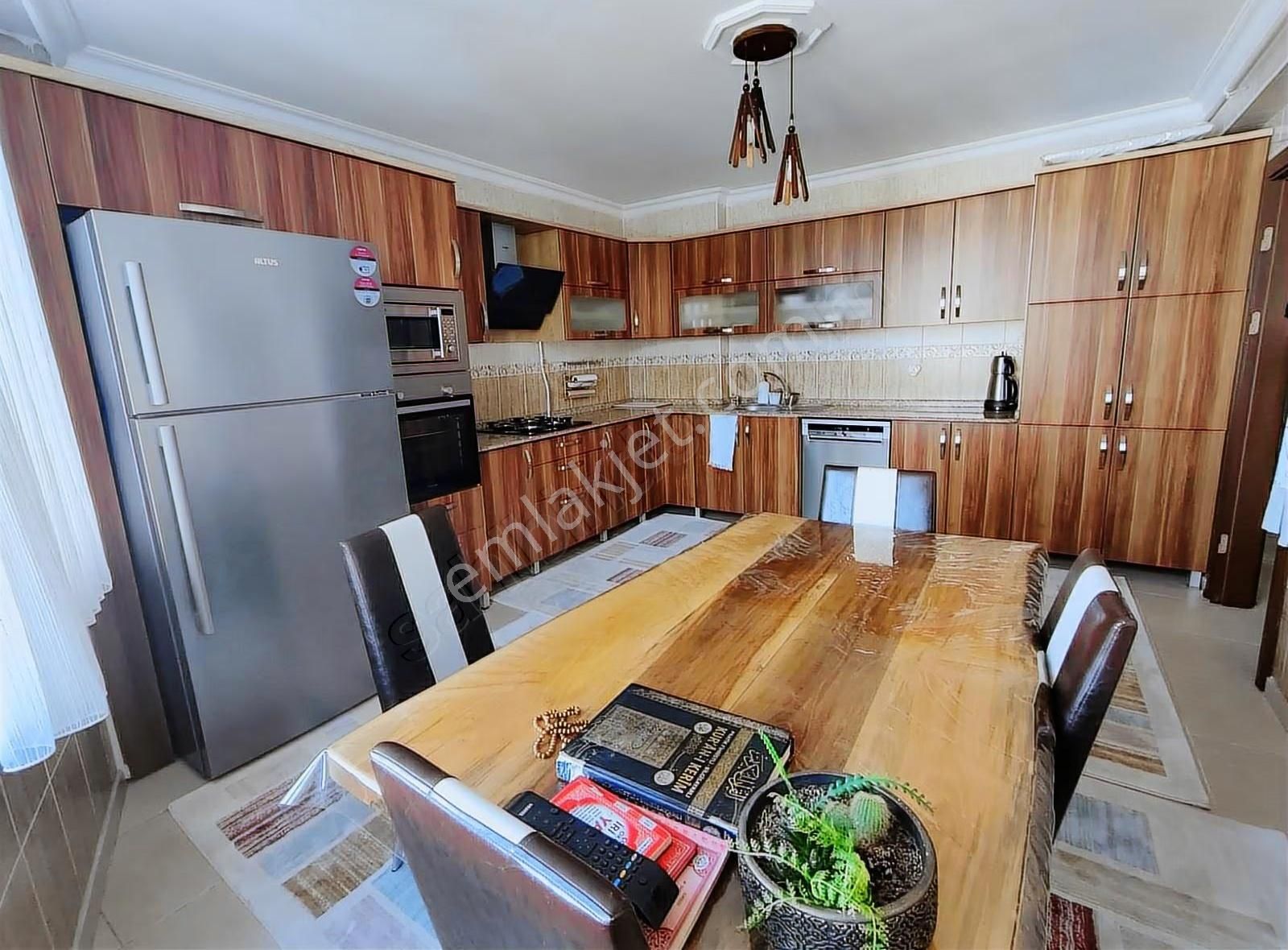 Cadde 17 Emlak'tan 4+1 Bakımlı Daire - Görsel 20