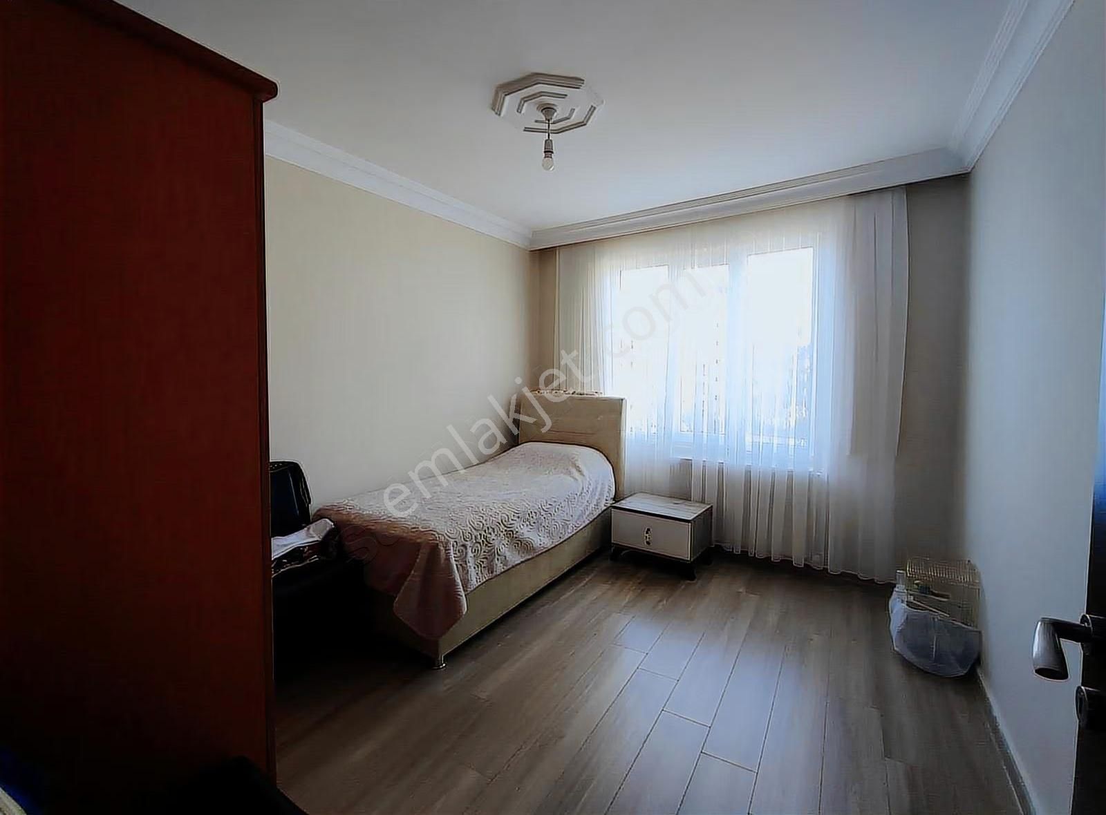 Cadde 17 Emlak'tan 4+1 Bakımlı Daire - Görsel 21