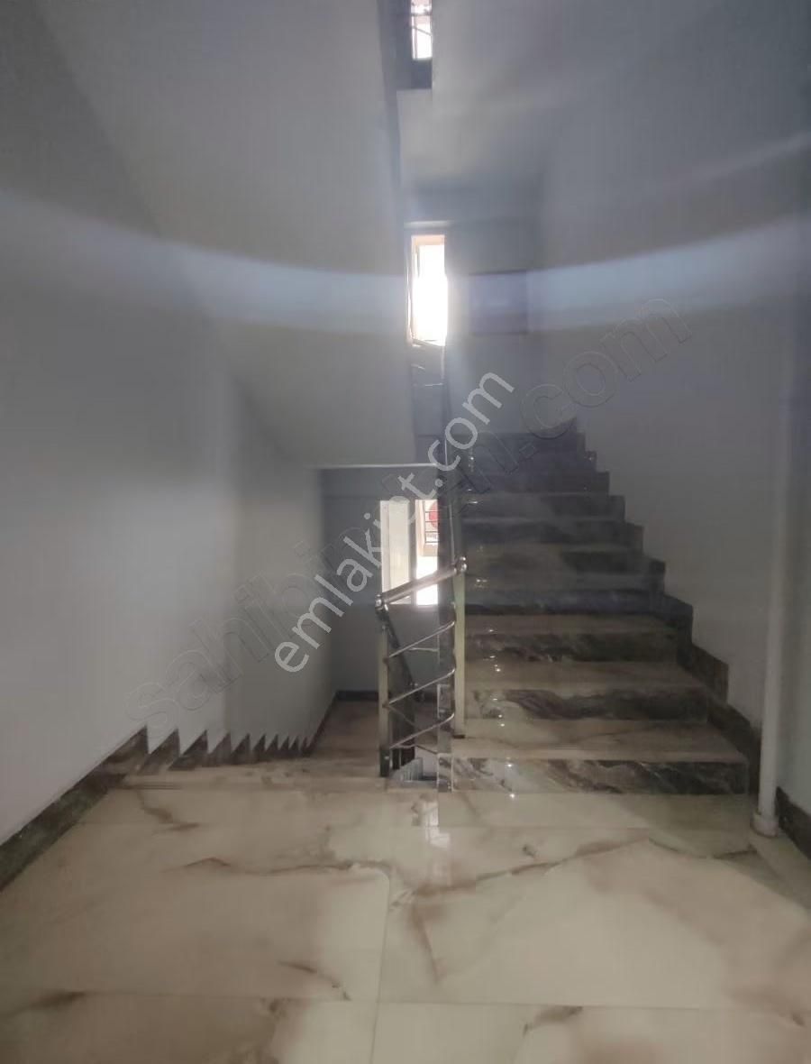 Cadde 17 Emlak'tan 4+1 Lüks Daire - Görsel 14