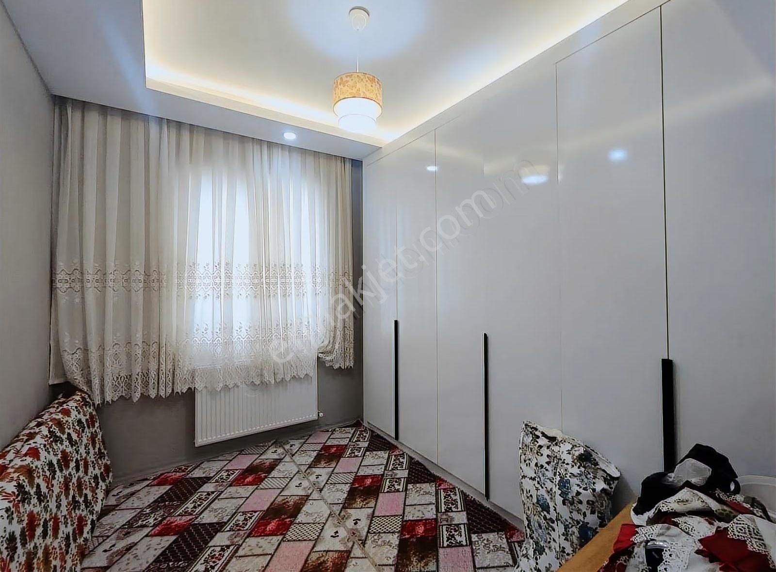 Cadde 17 Emlak'tan 4+1 Lüks Daire - Görsel 4