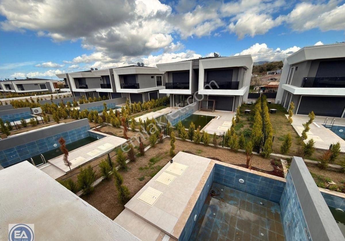 Kuşadası Davutlar‘da Özel Havuzlu Ebeveyn Banyolu Akıllı Ev Sistemli Satılık - Görsel 30