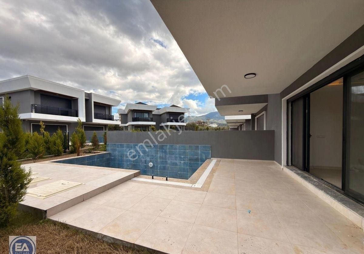 Kuşadası Davutlar‘da Özel Havuzlu Ebeveyn Banyolu Akıllı Ev Sistemli Satılık - Görsel 19