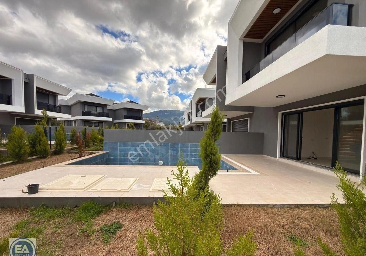 Kuşadası Davutlar‘da Özel Havuzlu Ebeveyn Banyolu Akıllı Ev Sistemli Satılık - Görsel 11