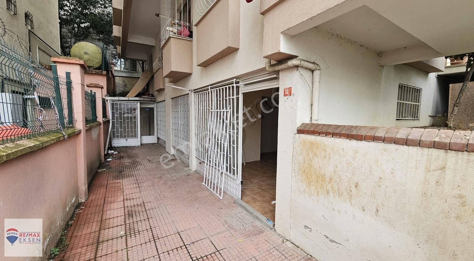 Kartal Belediye Caddesinde Kıralık 150 M2 İşyeri Dükkan Magaza - Görsel 11