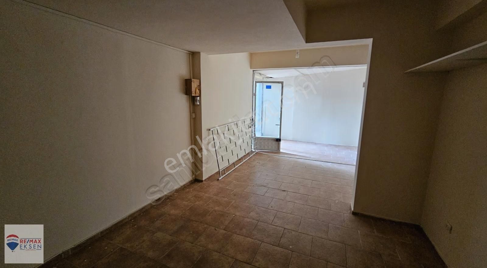 Kartal Belediye Caddesinde Kıralık 150 M2 İşyeri Dükkan Magaza - Görsel 12