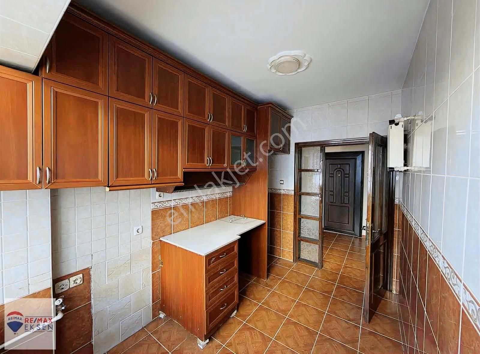 Ümraniye Tantavi Metroya Yakın Kiralık 2+1 Daire - Görsel 6