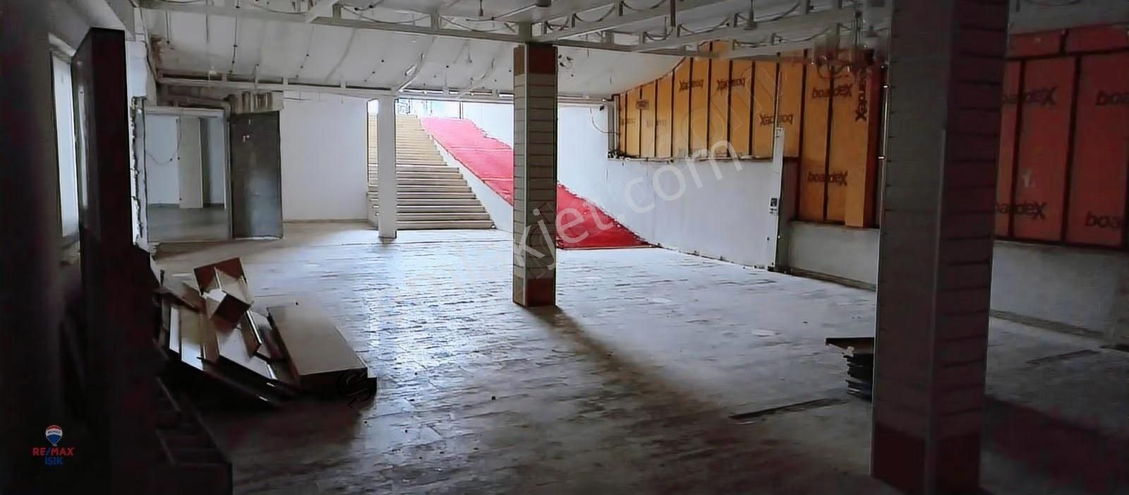 Uğur Mumcu Mah.cadde Üzeri Net 850 M2 Dükkan Mağaza - Görsel 22