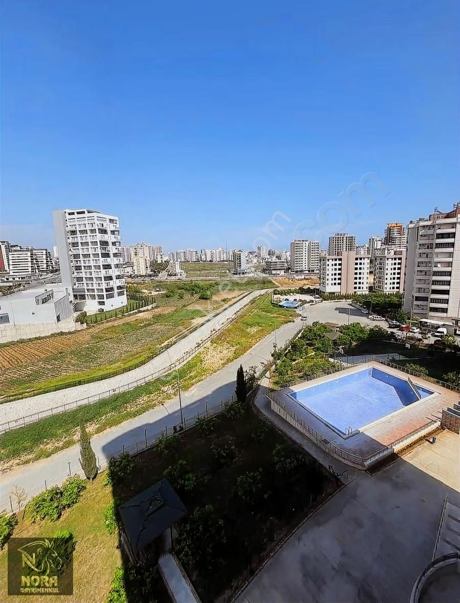 Nora'dan Yenişehir Çiftlikköyde Site İçerisinde Geniş 3+1 Daire - Görsel 6