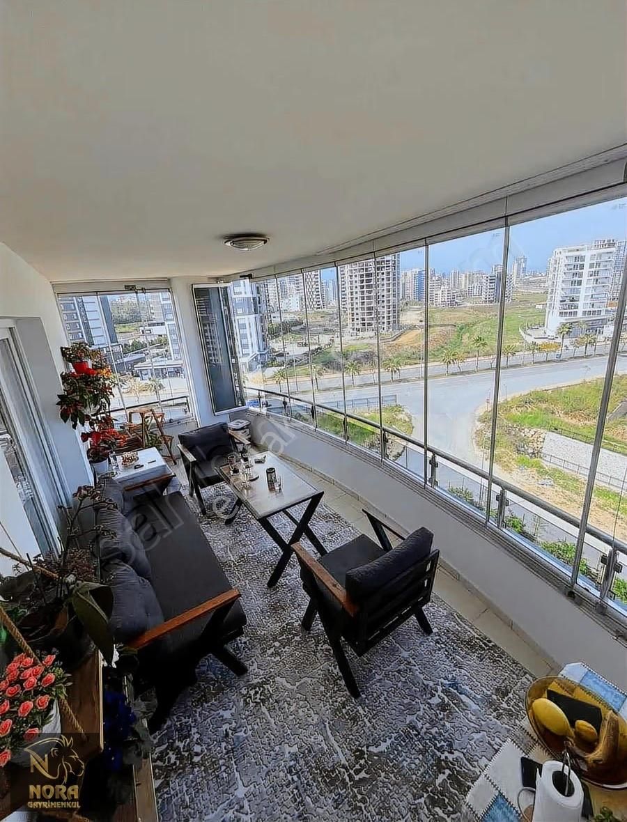 Nora'dan Yenişehir Çiftlikköyde Site İçerisinde Geniş 3+1 Daire - Görsel 5