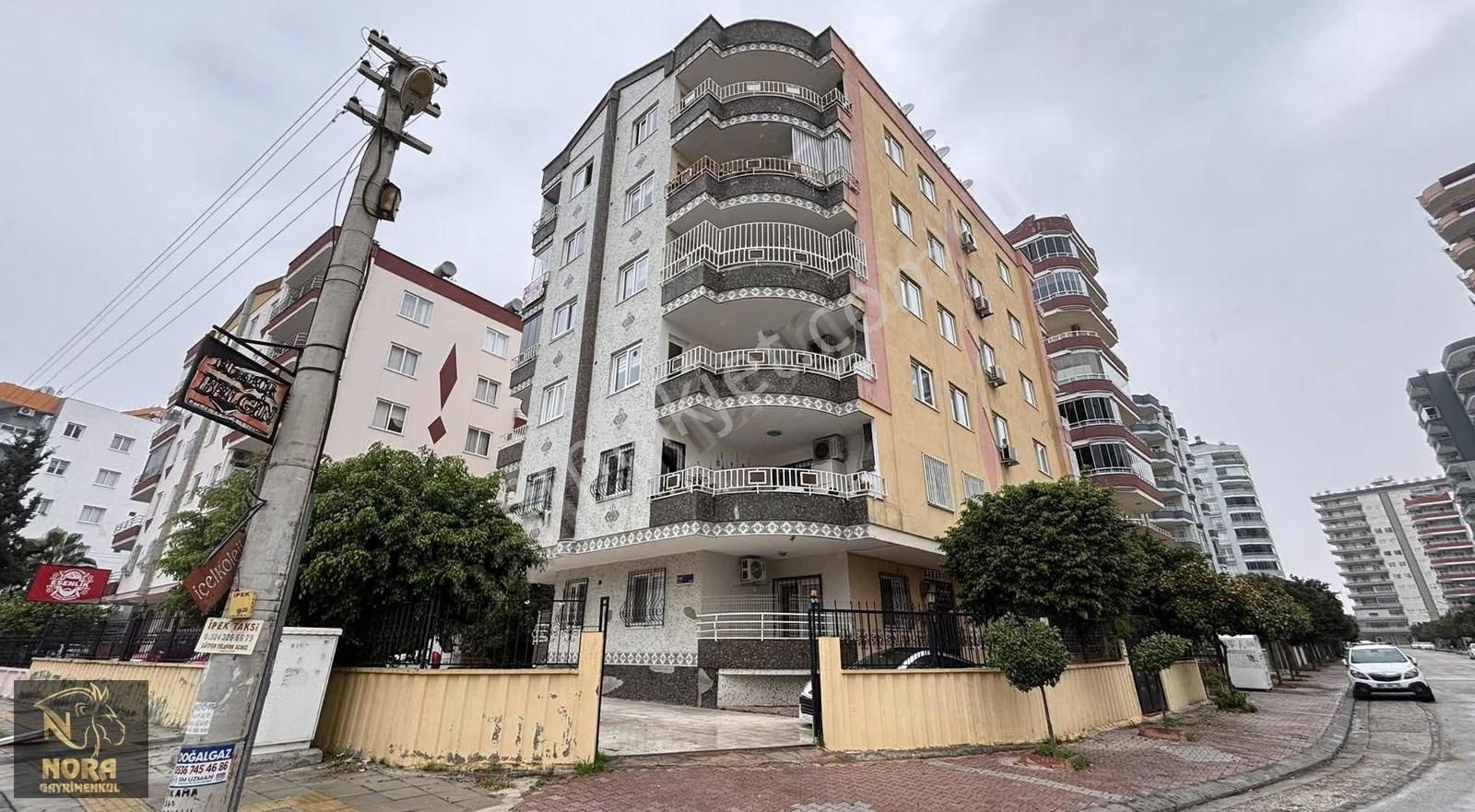 Nora'dan Hürriyette Doğalgazlı Çift Balkonlu Geniş Daıre - Görsel 32
