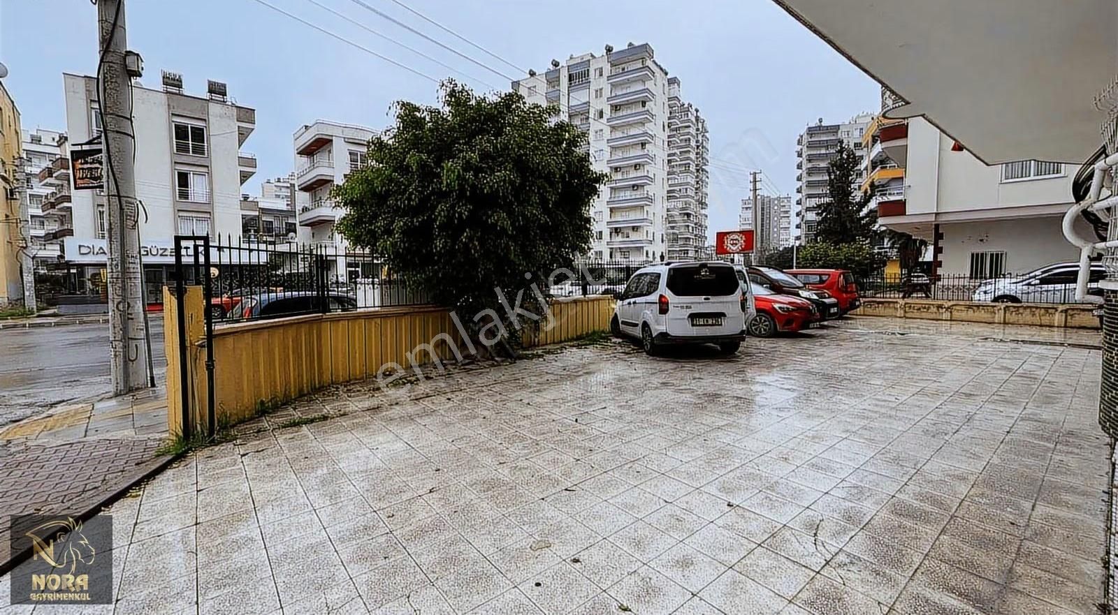 Nora'dan Hürriyette Doğalgazlı Çift Balkonlu Geniş Daıre - Görsel 2