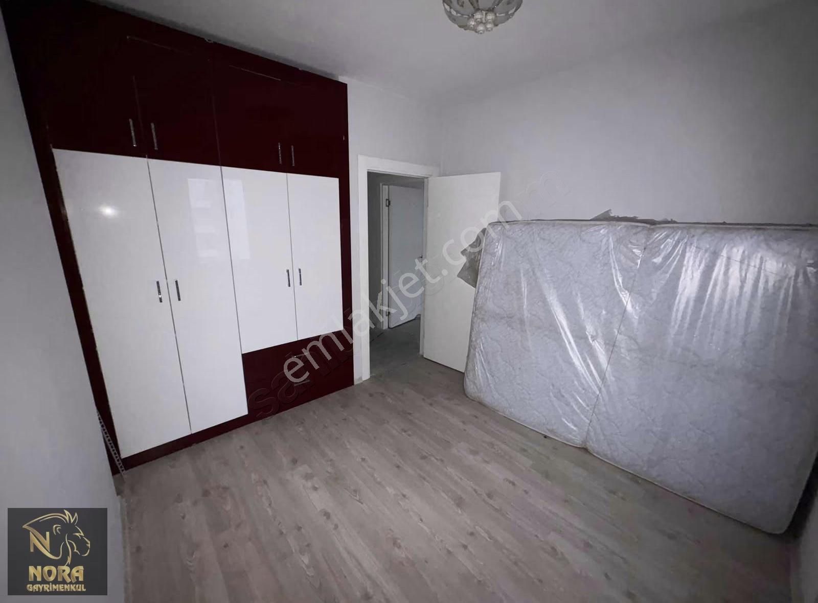 Nora'dan Temiz, Tadilatsız ,aile Sitesinde Eşyasız Kiralık 2+1 - Görsel 17