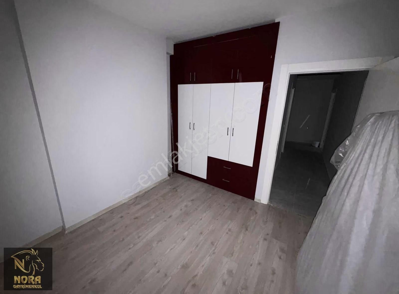 Nora'dan Temiz, Tadilatsız ,aile Sitesinde Eşyasız Kiralık 2+1 - Görsel 18