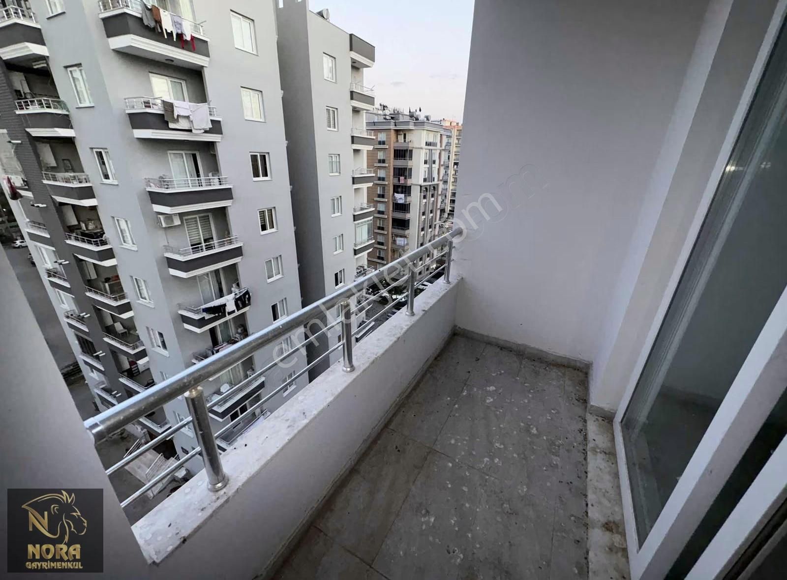 Nora'dan Temiz, Tadilatsız ,aile Sitesinde Eşyasız Kiralık 2+1 - Görsel 8