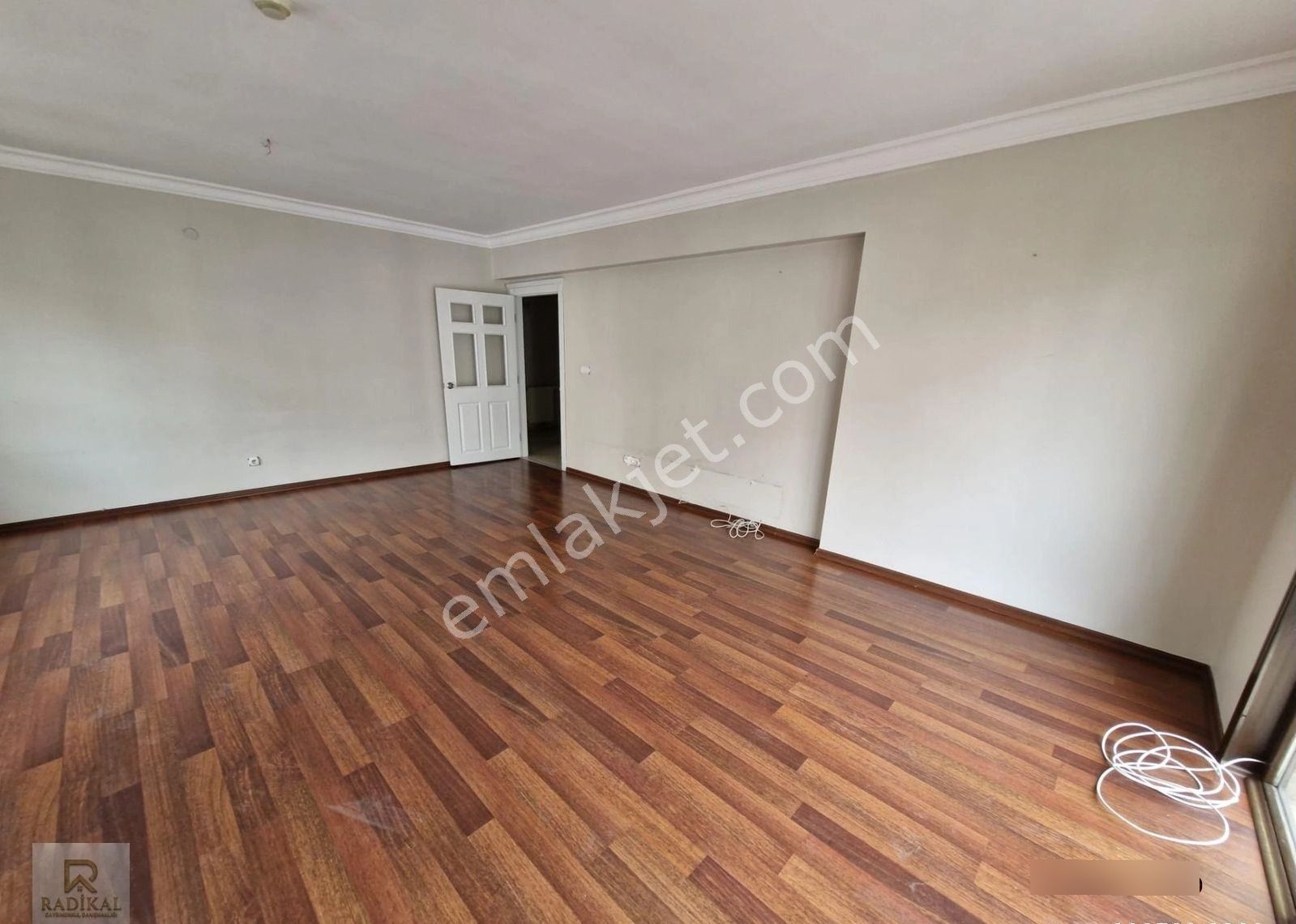 Birlik Mahallesi 393. Cadde Üzeri Asnsörlü, Ara Kat, Temiz Kiralık 3+1 Daire ...... - Görsel 3