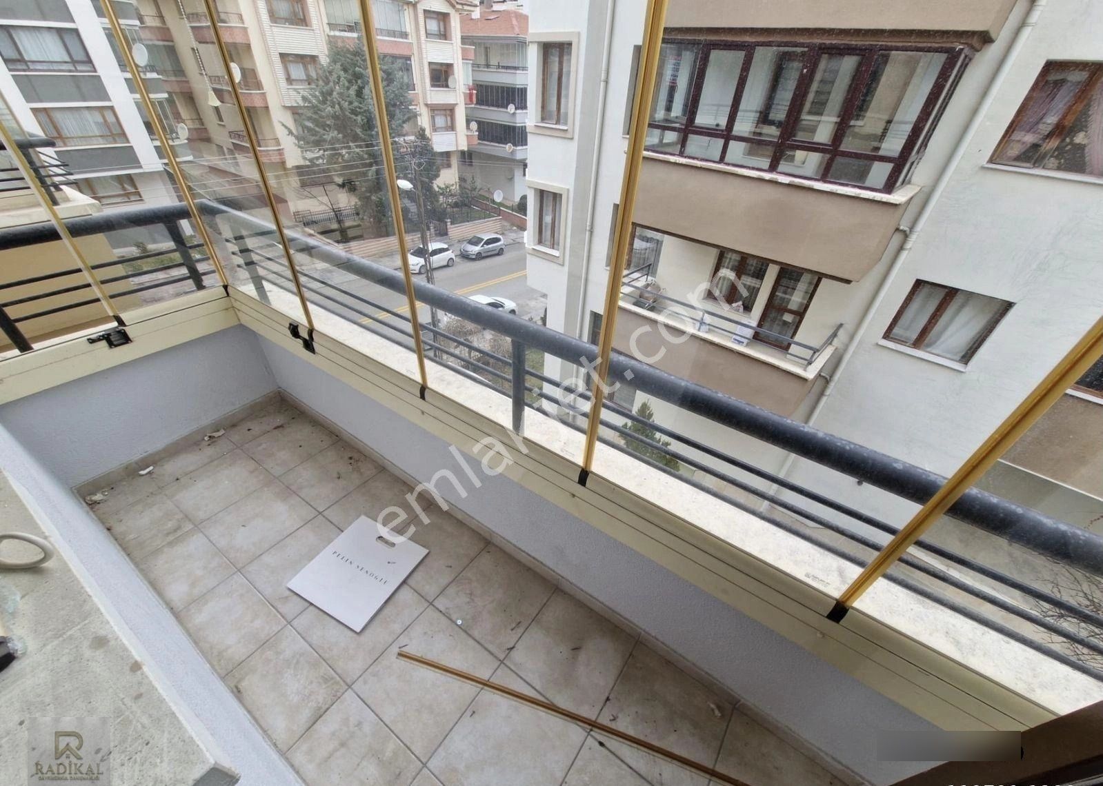 Birlik Mahallesi 393. Cadde Üzeri Asnsörlü, Ara Kat, Temiz Kiralık 3+1 Daire ...... - Görsel 16