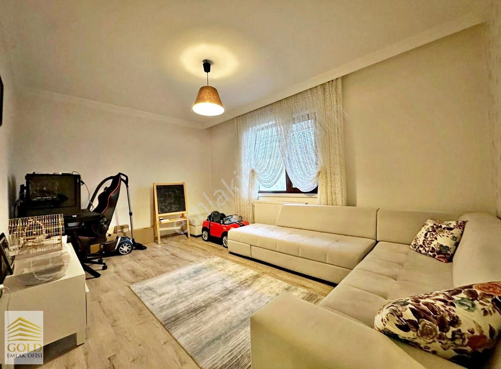 Gold Emlaktan Cadde Yakını 4+1 Geniş Daire Arayanlara Son Fırsat - Görsel 12