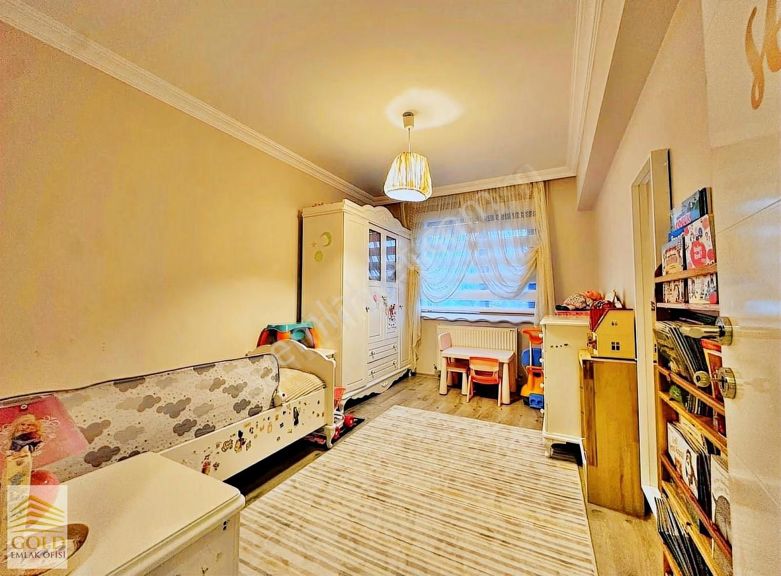 Gold Emlaktan Cadde Yakını 4+1 Geniş Daire Arayanlara Son Fırsat - Görsel 4