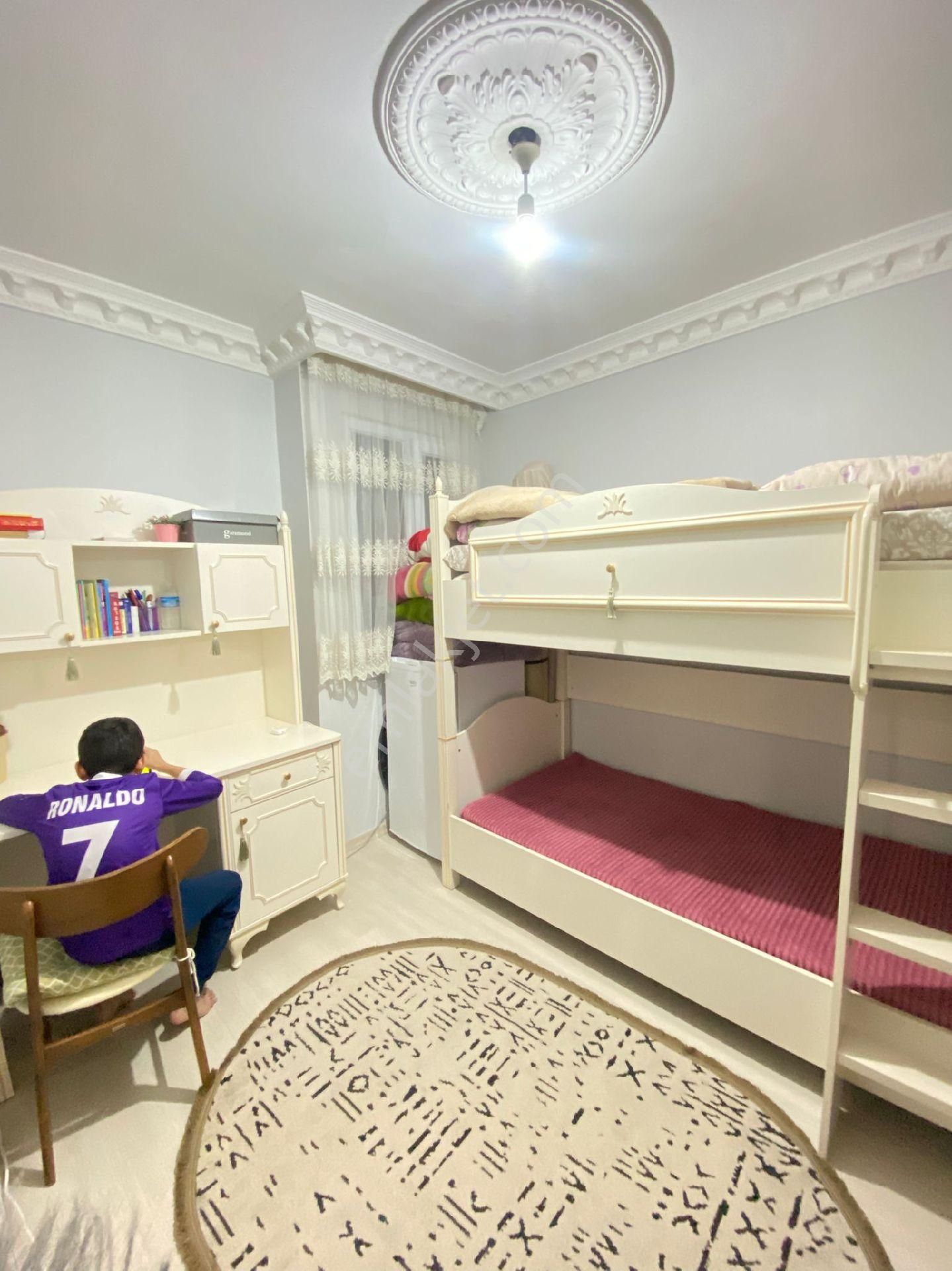 Merkezi Konumda 2+1 Ön Cephe Asansörlü Satılık Daire - Görsel 8