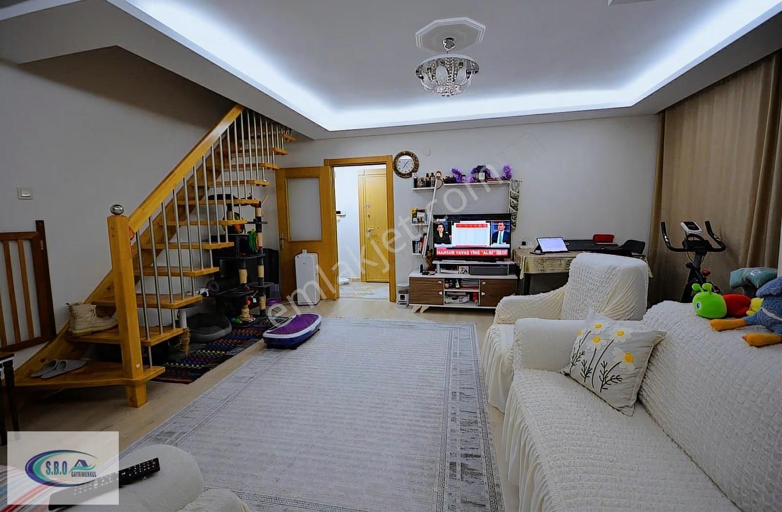 Satılık 130 M² Yunus Emre Mah. Lüks* 3+1 Üst Dubleks Daire