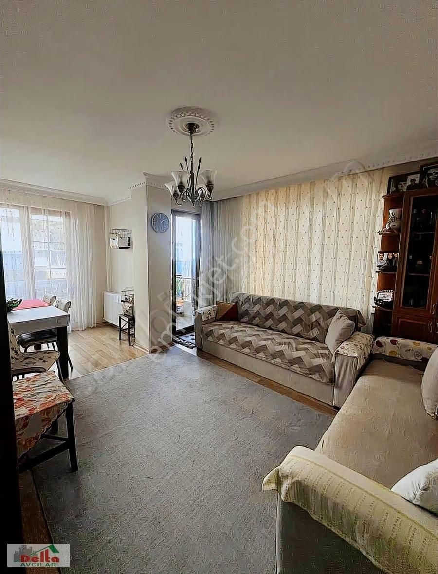 Delta'dan Merkezi Konumda 2+1 Yeni Bina 100m2 Acil Satılık