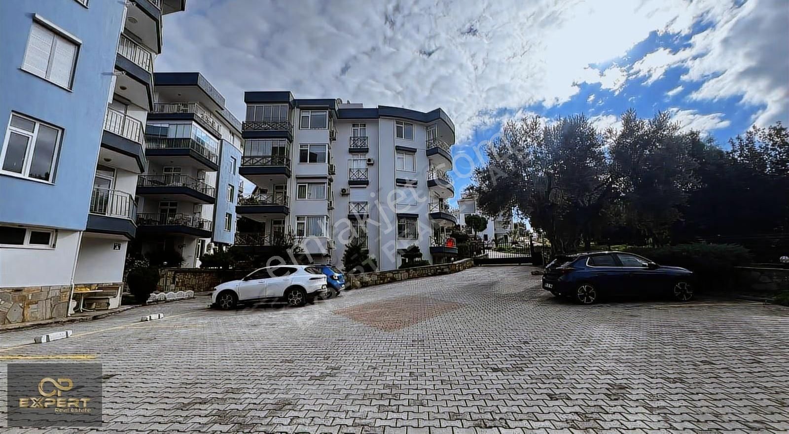 Kuşadası Marınada 2+1 Sahıle Yurume Mesafesınde - Görsel 27