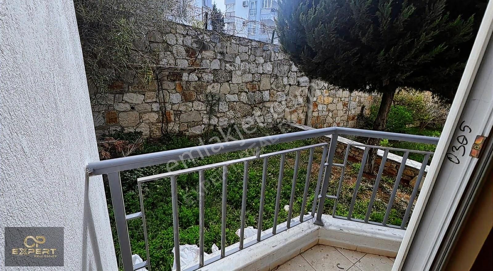 Kuşadası Marınada 2+1 Sahıle Yurume Mesafesınde - Görsel 2