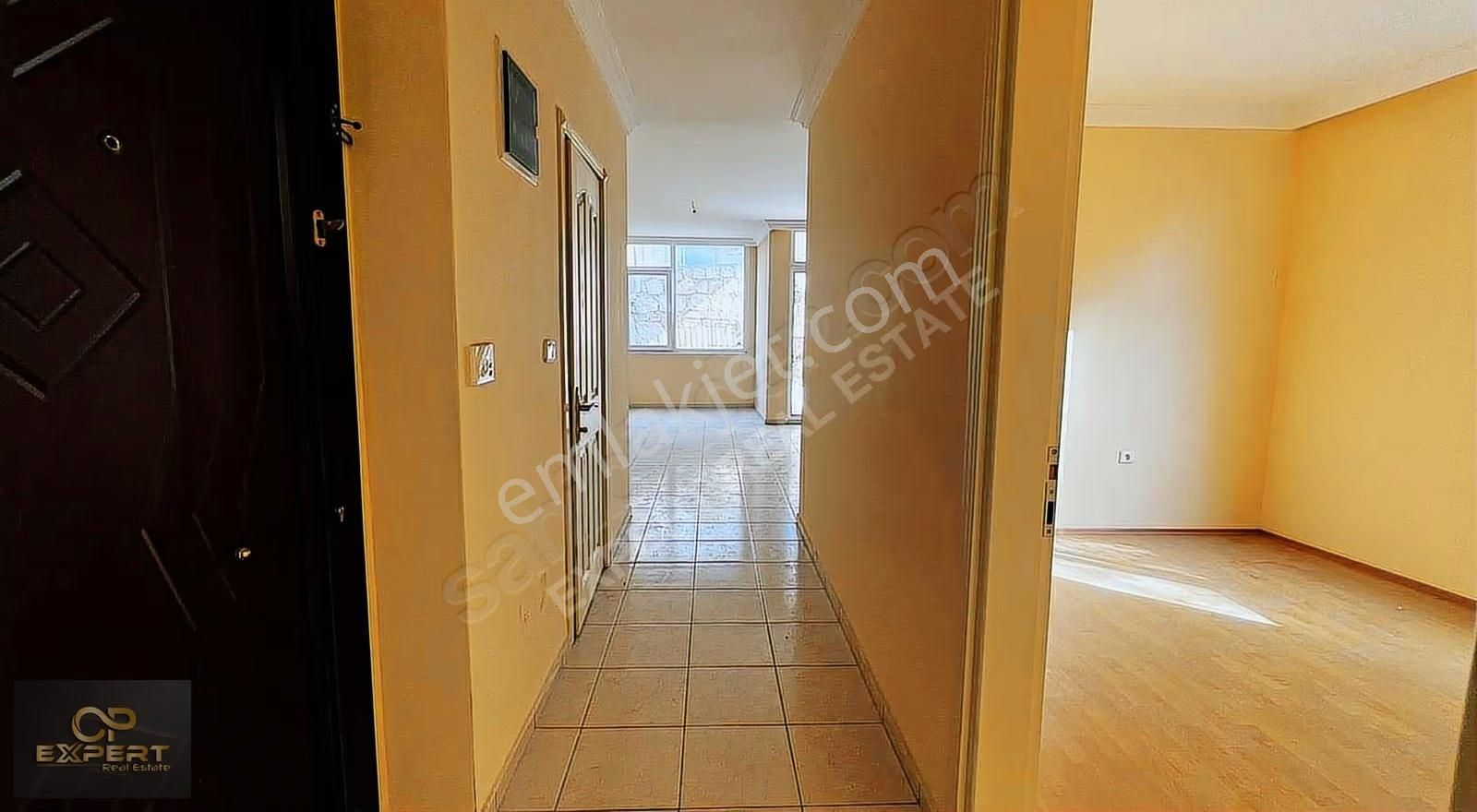 Kuşadası Marınada 2+1 Sahıle Yurume Mesafesınde - Görsel 33